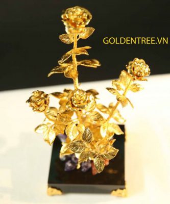 Quà tặng mạ vàng ở Hà Nội: Cây hoa hồng mạ vàng