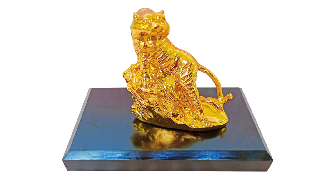 Tượng hổ phong thuỷ mạ vàng - Kiểu 1